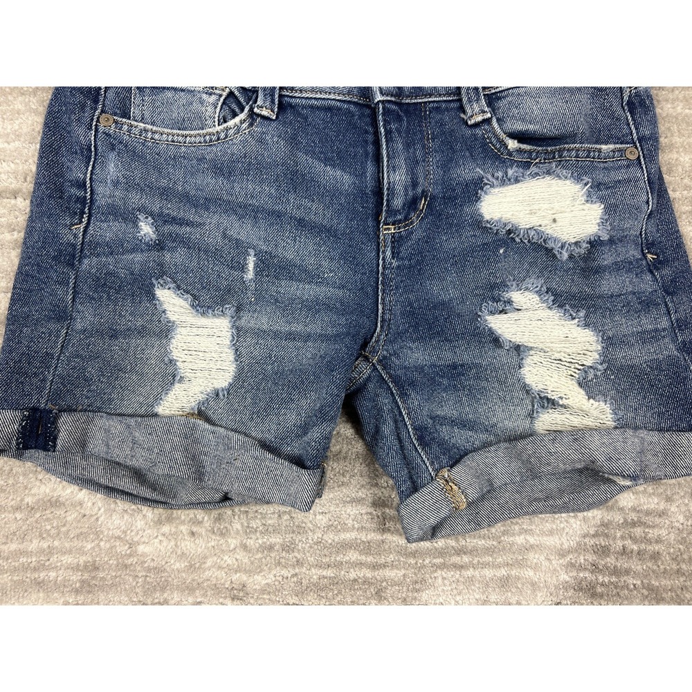 AriZona Juniors Shorts Size 3 Blue Distressed Ripped Cuffed Boyfriend - Picture 3 of 12